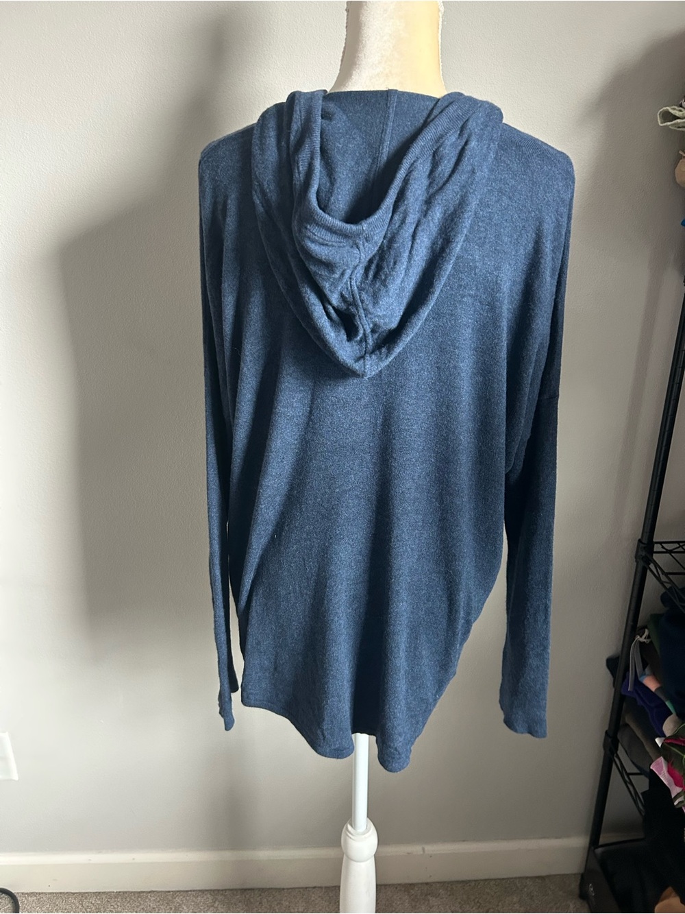 NEW Eileen Fisher Indigo Button Front Hooded Knit Blouse Sz M - Picture 3 of 5